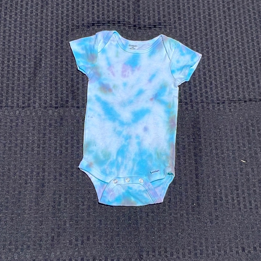 Homemade Tie Dye Onesie-W6504